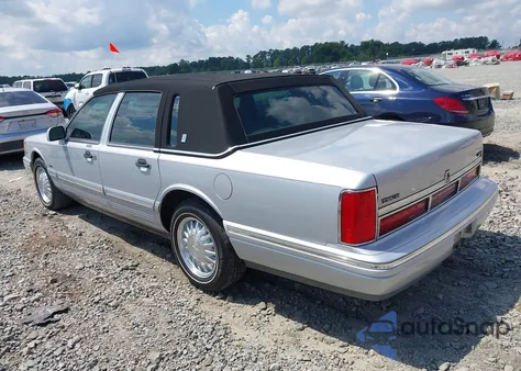 1997 Lincoln Town Car Cartier из США, поврежденный, VIN 1LNLM83W9VY629101